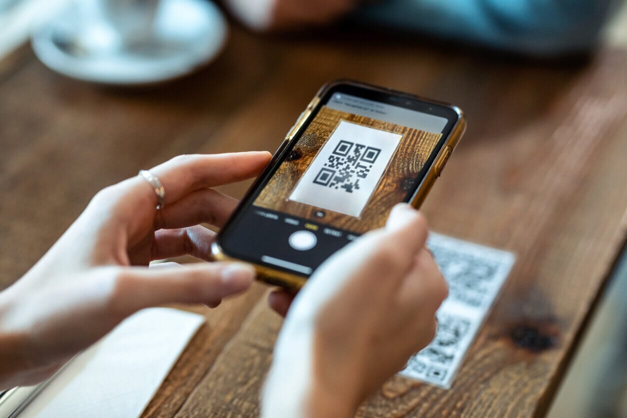 Why QR Code Menus Can Improve Your Restaurant Operations