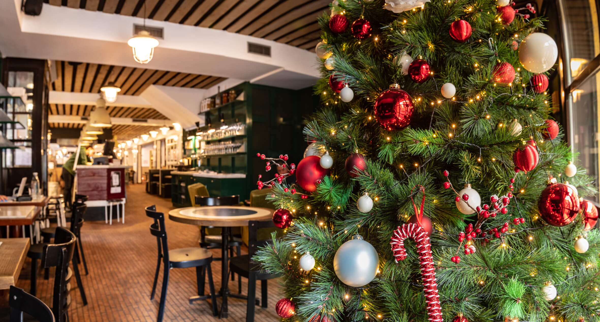 10 Ideas to Get Your Restaurant in the Holiday Spirit
