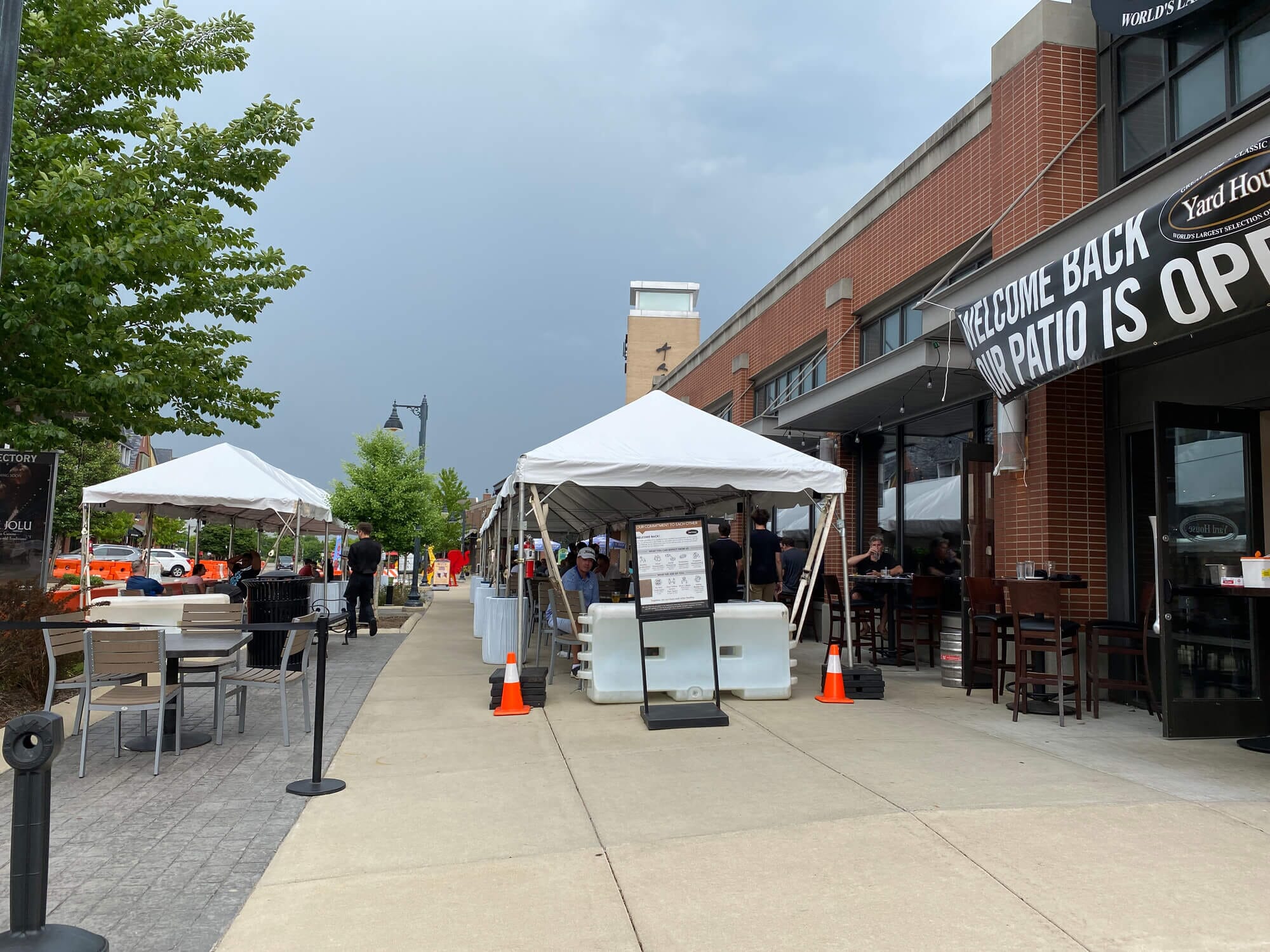 5 Cold Weather Essentials Your Restaurant Needs to Continue Outdoor Dining