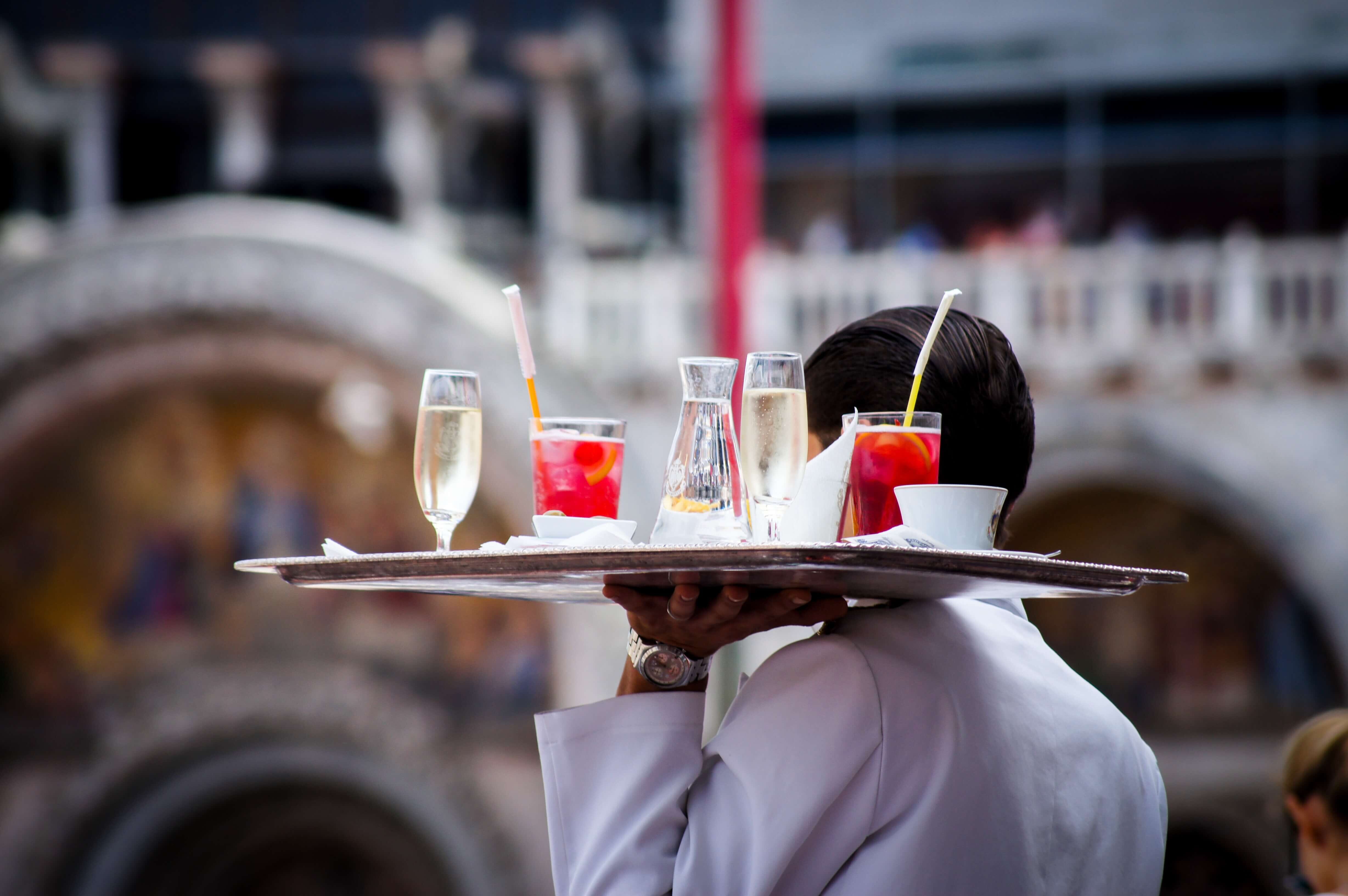 How to Handle Difficult Restaurant Employees