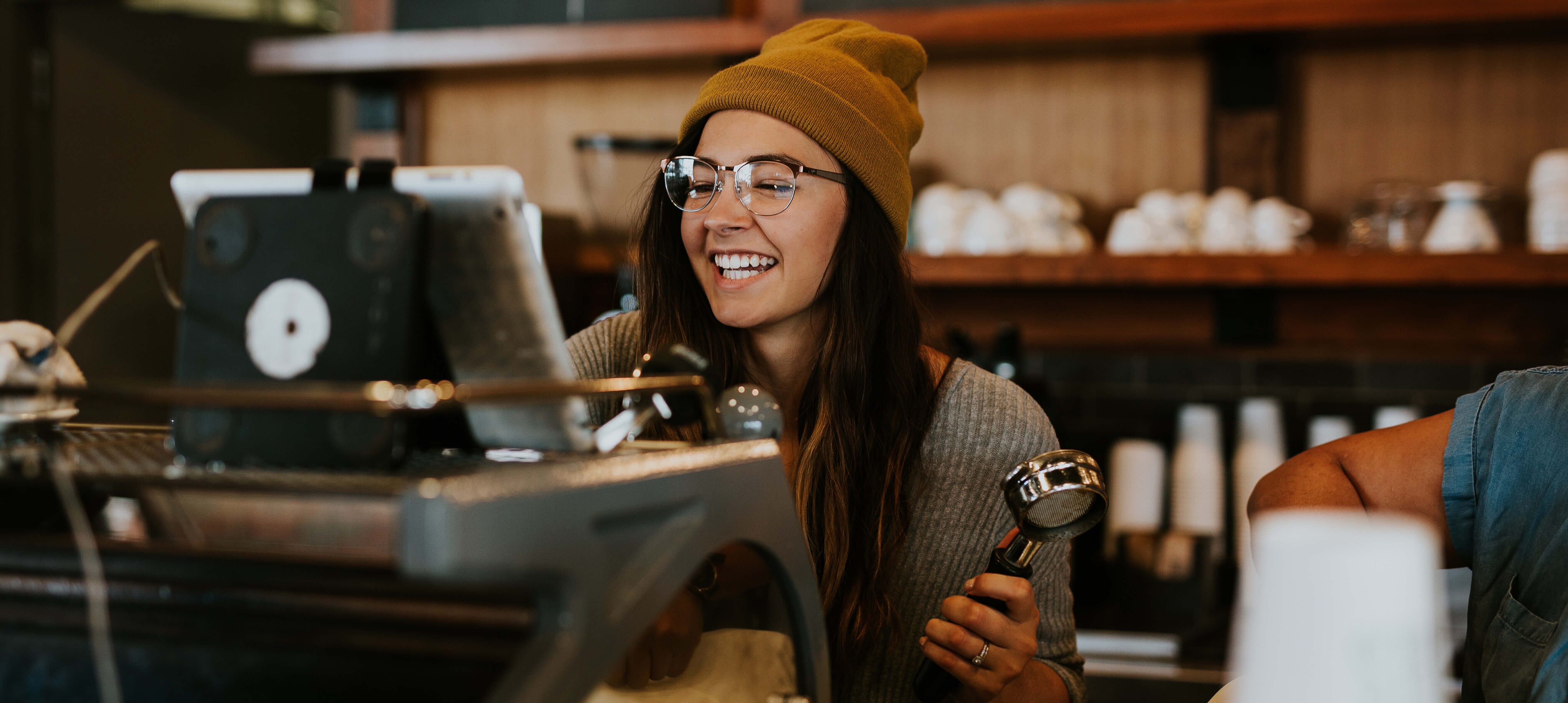 8 Ways to Retain Restaurant Employees and Keep Them Happy
