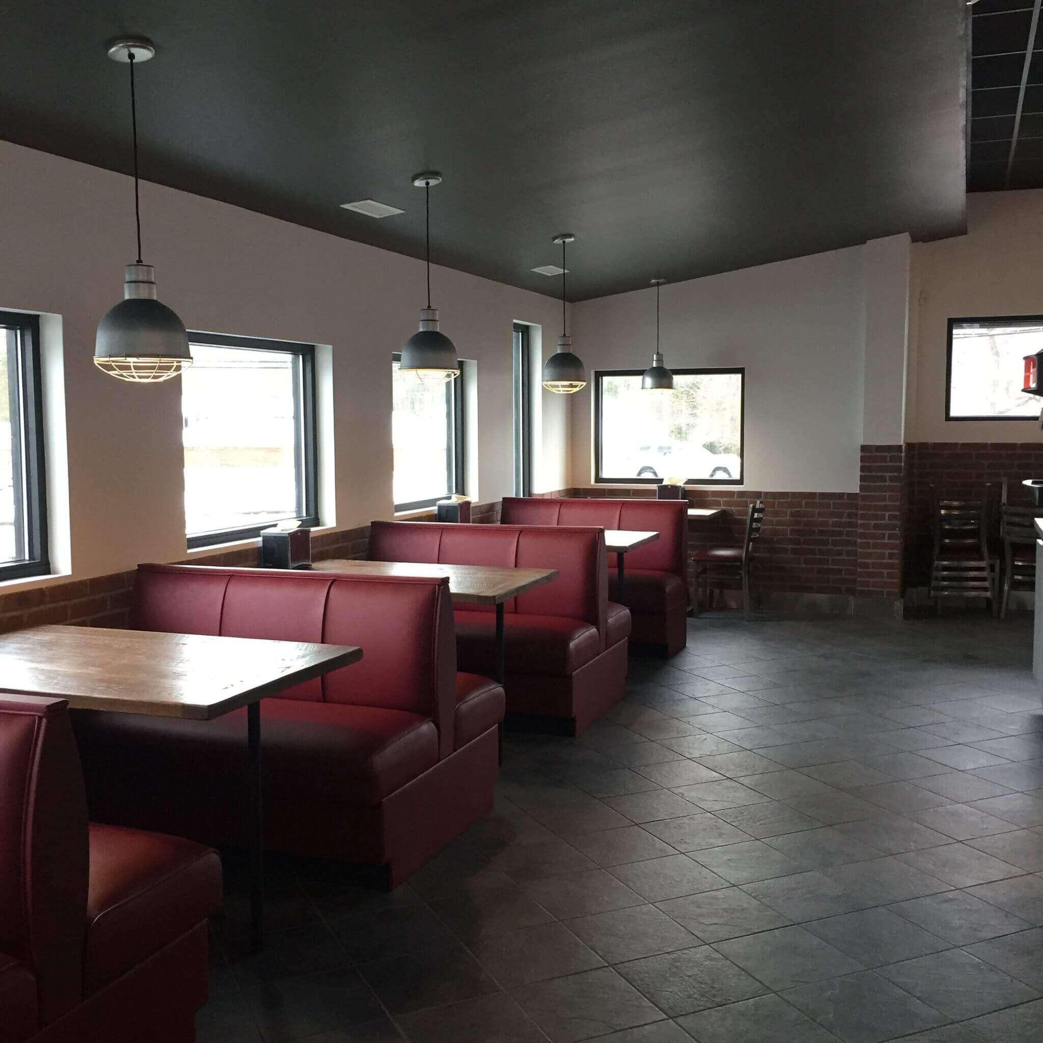 Should I Have Round or Square Tables in My Restaurant?