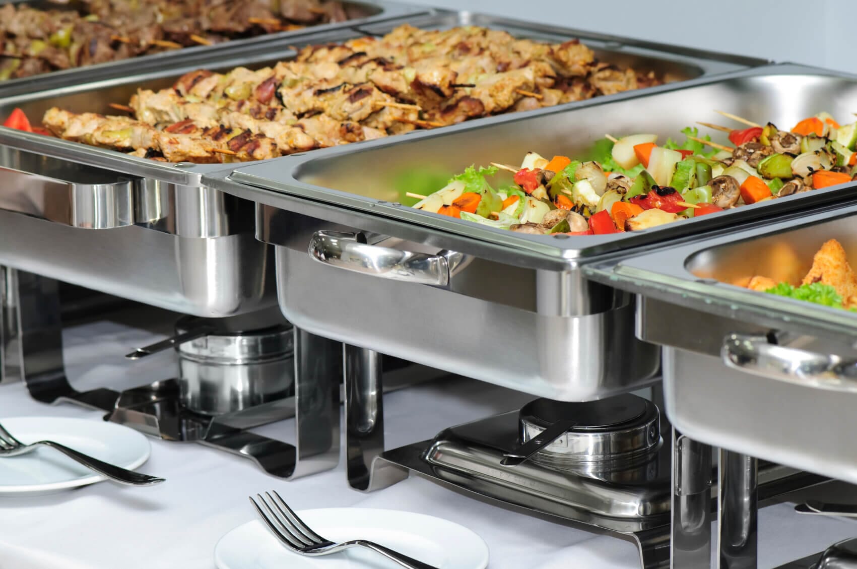 From Restaurateur to Caterer: How to Add Catering to Your Restaurant Business